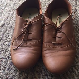 Cute brown shoes